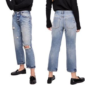 NWT Free People Ripped Crop Boyfriend Jeans